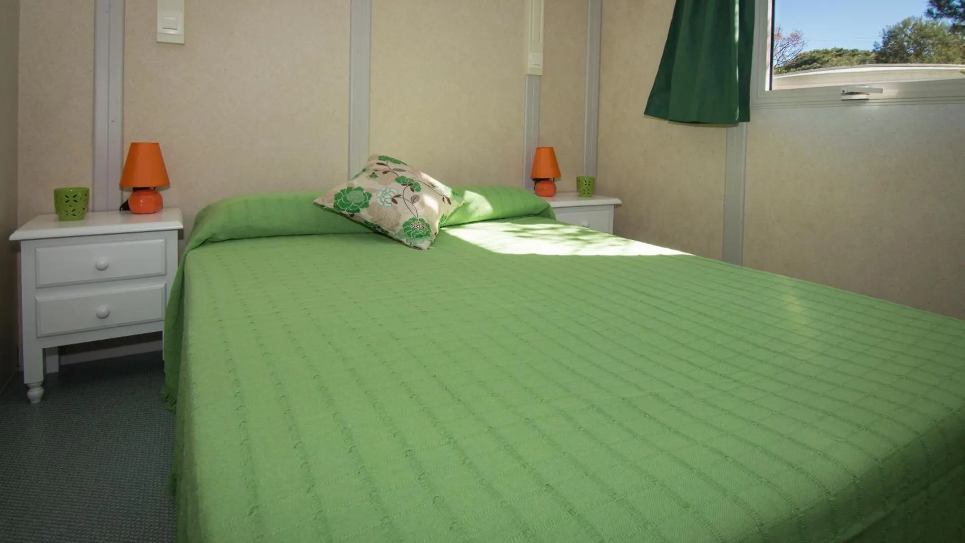 Complejo Turístico&Camping Cabopino Marbella 4*,